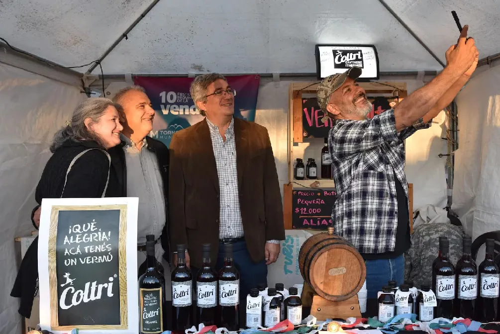 CN-JR foto 2 Saldungaray