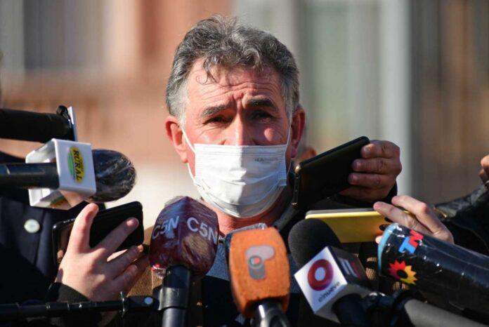 CN- ACHETONI-CARLOS-696x466