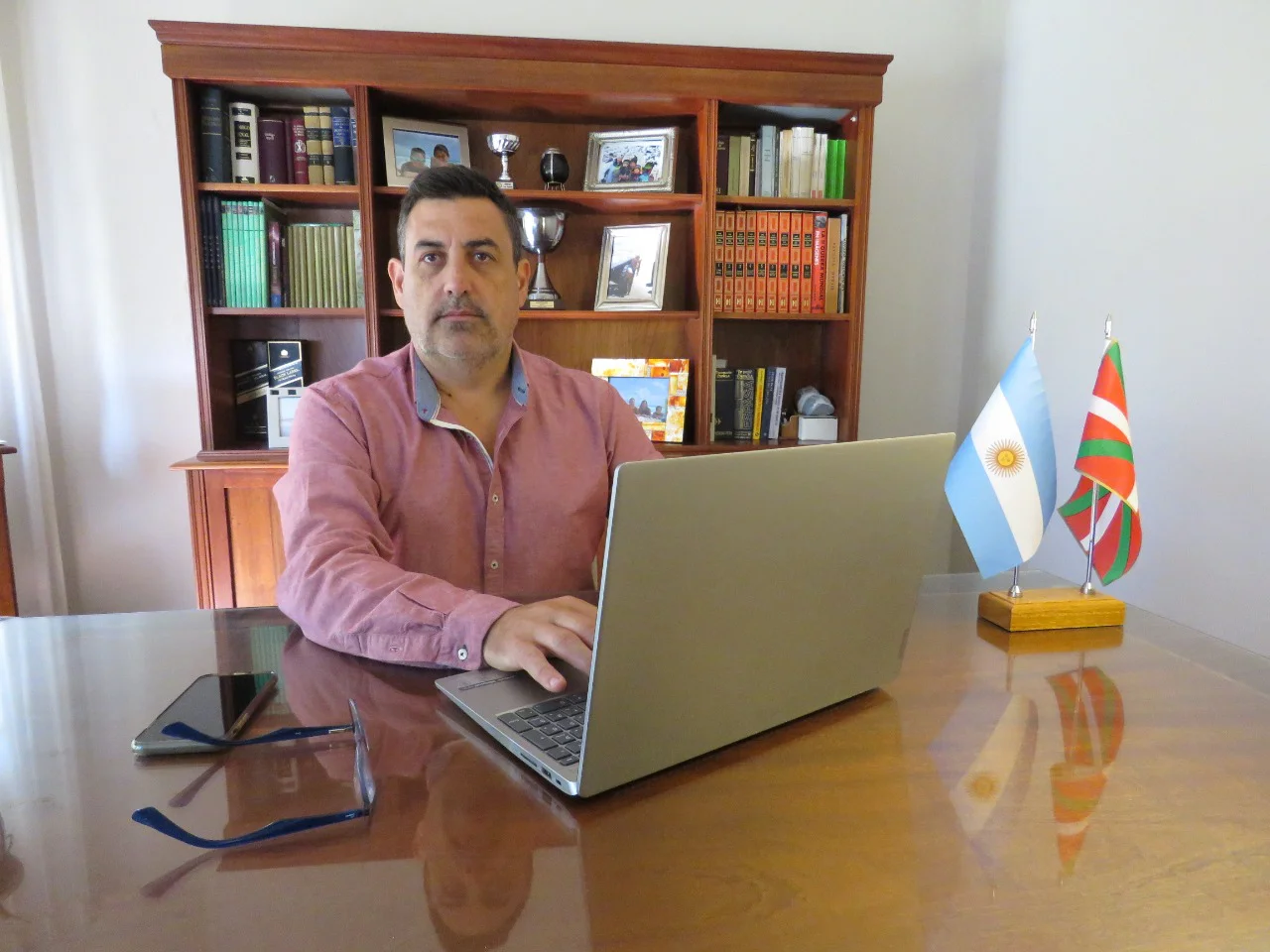 cn-ariel morales anton