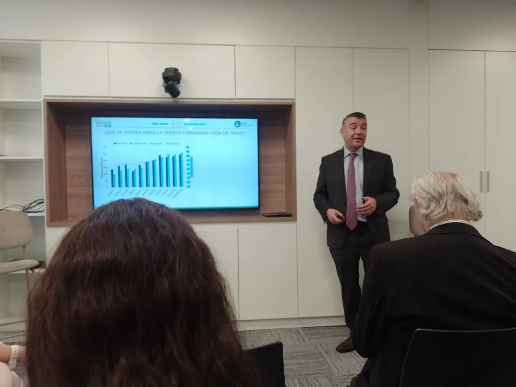 CN-COSECHA-FINA-2025-RAMIRO-COSTA-1024x768