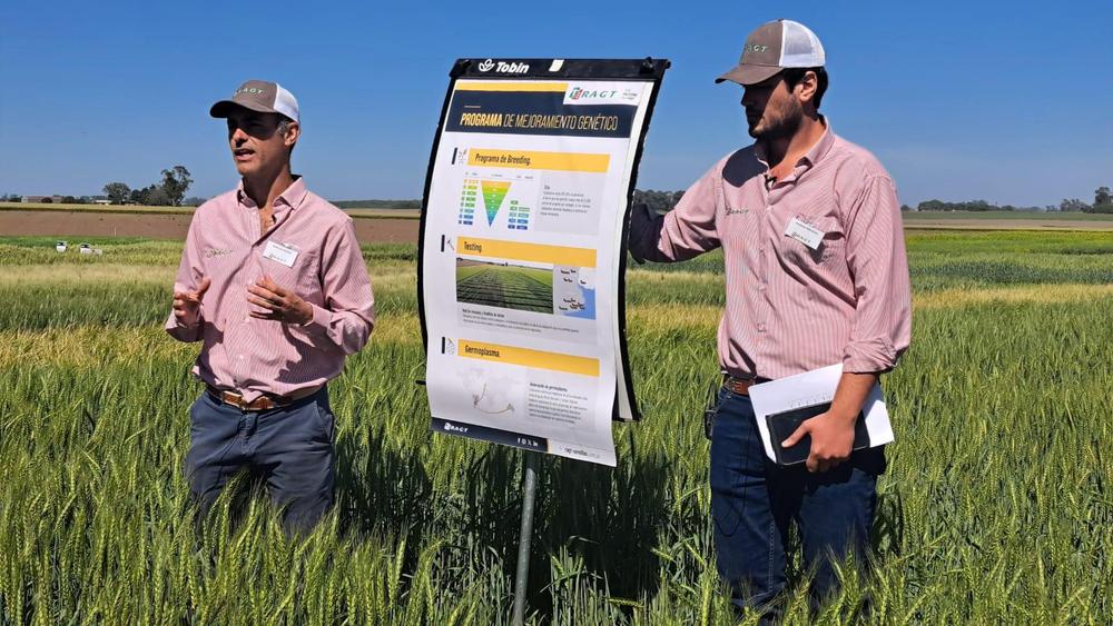 Marcos Kaspar y Joaquín Peñoñori  de RAGT Semillas