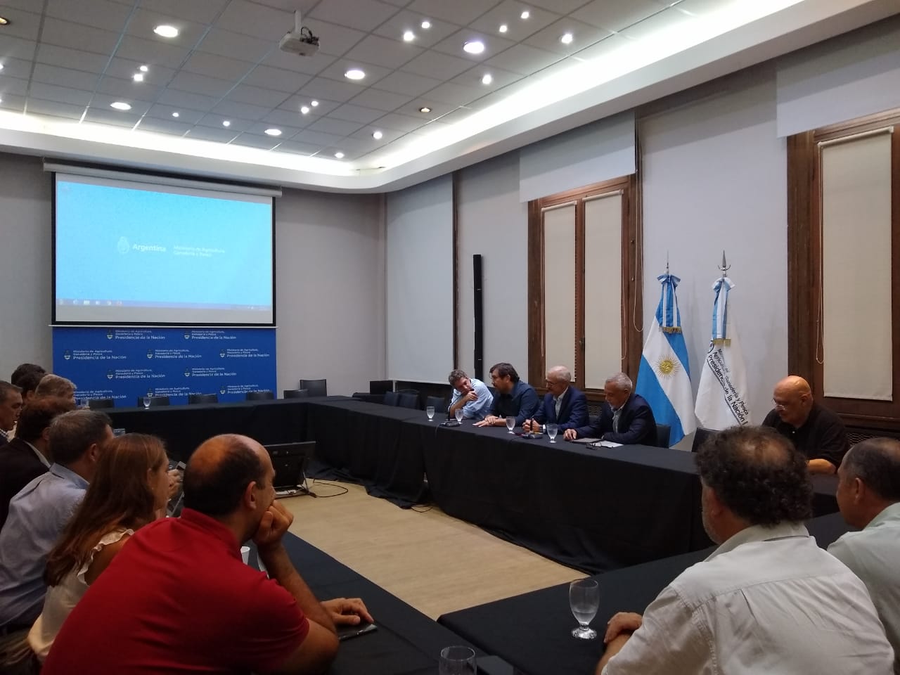 Encuentro de COVIAR con el Ministerio de Agricultura, Ganadería y Pesca