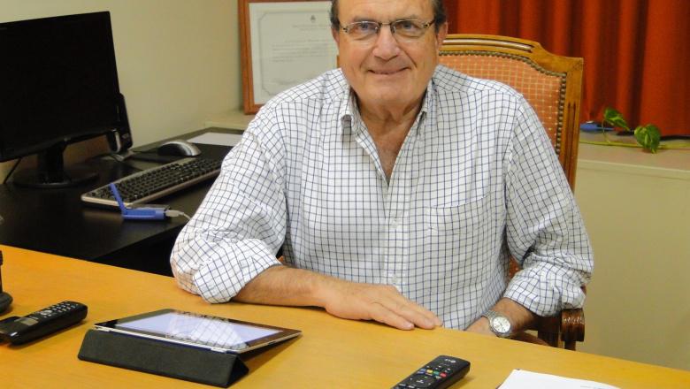 cn-Carlos Brown