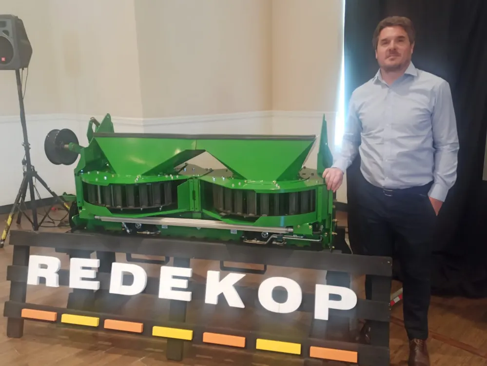 WhatsApp Image 2024-11-19 at 18.52.42