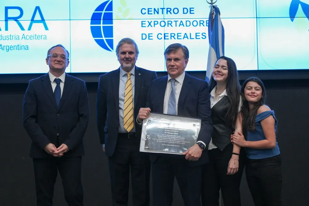 cn-Manuel Otero