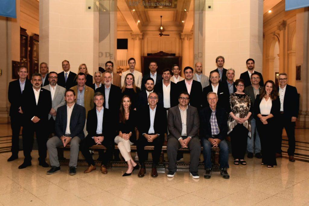 GIBlgc2WAAAiJ5t-1024x683